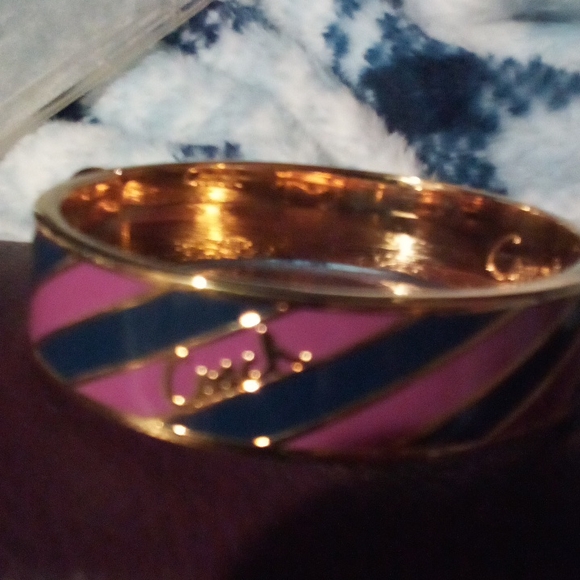 Bracelet - Picture 3 of 7